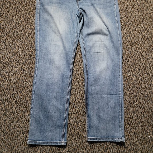 Maurice's Light Wash Size 12 Denim Jeans - Picture 4 of 14